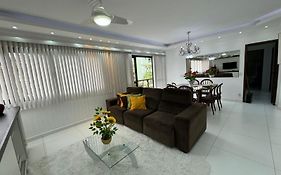 Excelente Apartamento Proximo A Praia Da Enseada